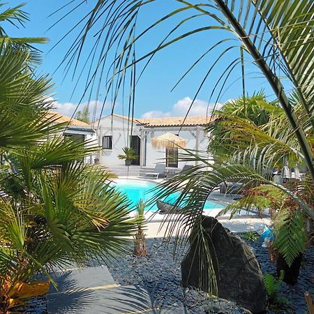 Suites By Aix Keys Avec Jacuzzi Privatif 5 Min Des Plages Fouras Saint-Laurent-de-la-Pree Exterior photo