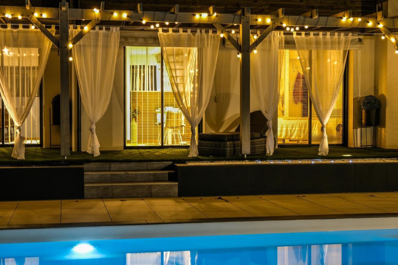 Suites By Aix Keys Avec Jacuzzi Privatif 5 Min Des Plages Fouras Saint-Laurent-de-la-Pree Exterior photo