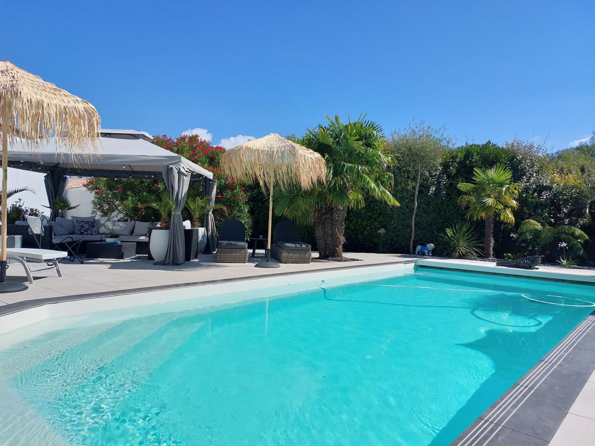 Suites By Aix Keys Avec Jacuzzi Privatif 5 Min Des Plages Fouras Saint-Laurent-de-la-Pree Exterior photo